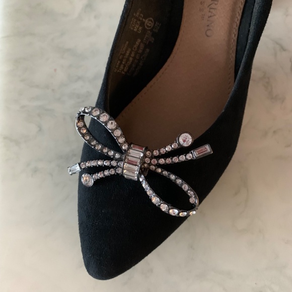 WHBM Jewelled Bow Shoe Clip. NWT - Picture 3 of 7